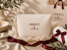 Load image into Gallery viewer, Shampoo &amp; Conditioner Gift Set